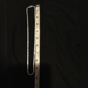 NWOT SILVER 10” TENNIS NECKLACE